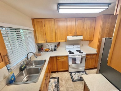 Beach Condo For Sale in Pearl City, Hawaii