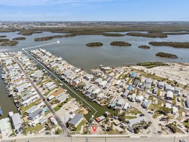 Beach Lot Sale Pending in Fort Myers Beach, Florida