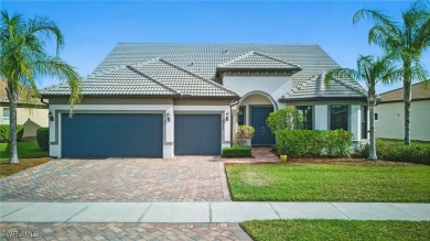 Beach Home For Sale in Fort Myers, Florida