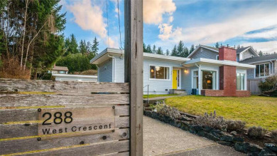 Mid century home meticulously restored to maintain its - Beach Home for sale in Qualicum Beach, British Columbia on Beachhouse.com