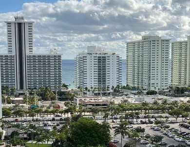 Beach Condo Active Under Contract in Fort Lauderdale, Florida