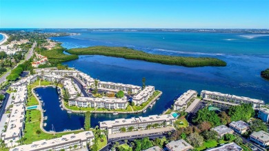 Beach Condo For Sale in Longboat Key, Florida