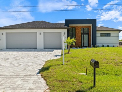 Beach Home For Sale in Port Charlotte, Florida
