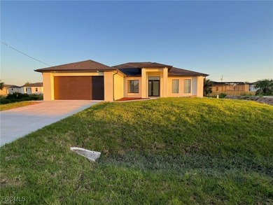 Beach Home Sale Pending in Lehigh Acres, Florida