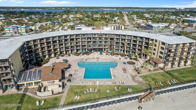 Beach Condo For Sale in Daytona Beach, Florida