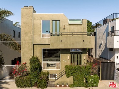 Beach Home Active Under Contract in Venice, California