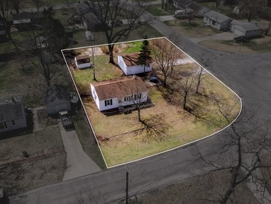 Beach Home Sale Pending in Muskegon, Michigan