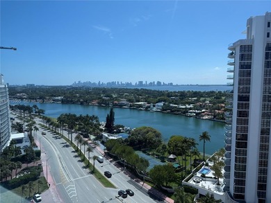 Beach Condo For Sale in Miami Beach, Florida