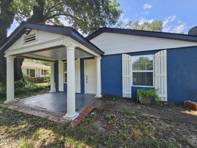 Beach Home For Sale in Gulfport, Mississippi