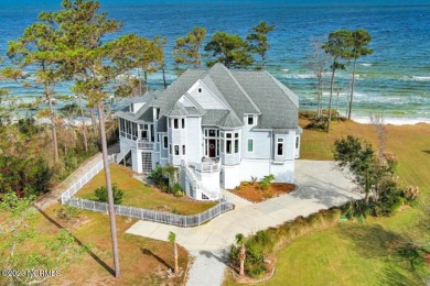 Beach Home For Sale in Beaufort, North Carolina