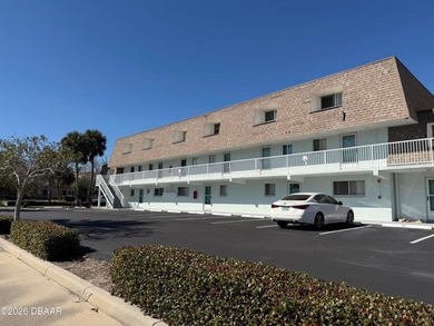 Beach Condo For Sale in Ormond Beach, Florida