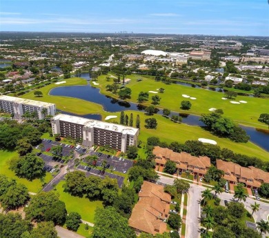 Beach Condo For Sale in Davie, Florida