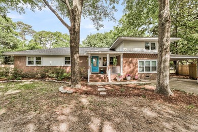 Beach Home For Sale in Charleston, South Carolina
