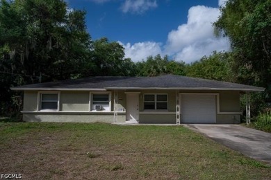 Beach Home For Sale in Fort Myers, Florida