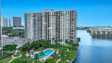 Beach Condo For Sale in Aventura, Florida