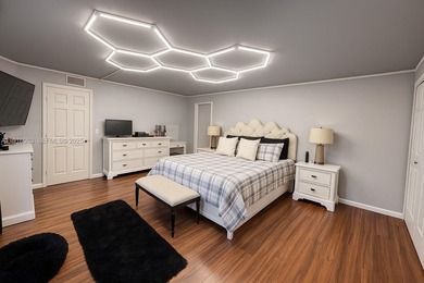 Beach Townhome/Townhouse For Sale in Boca Raton, Florida