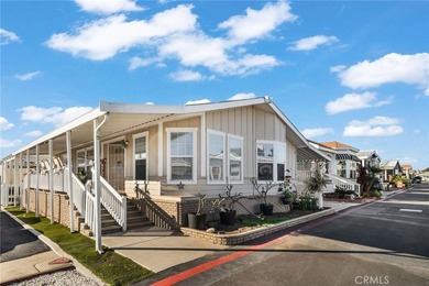 Beach Home For Sale in Huntington Beach, California