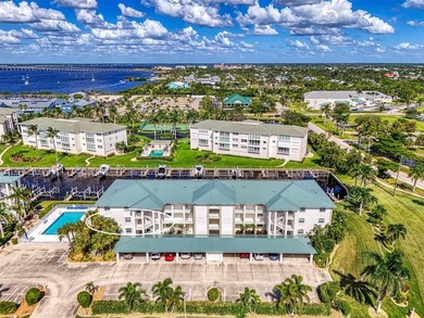 Beach Condo For Sale in Punta Gorda, Florida