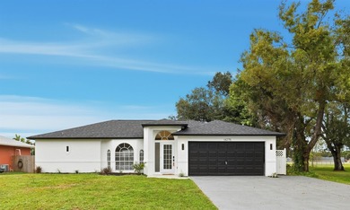 Beach Home For Sale in North Fort Myers, Florida