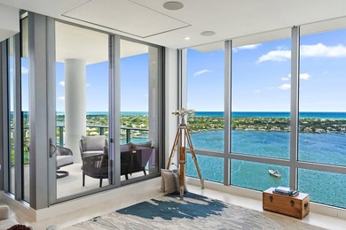 Beach Condo For Sale in North Palm Beach, Florida