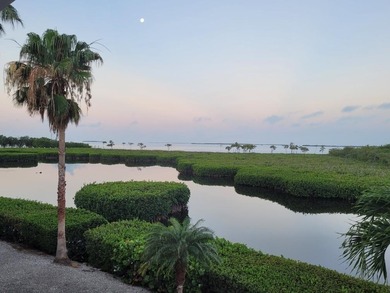 Beach Condo For Sale in Key Largo, Florida
