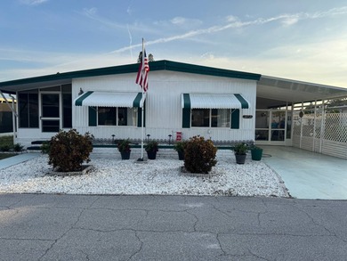 Beach Home For Sale in Sarasota, Florida