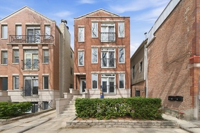 Beach Condo For Sale in Chicago, Illinois