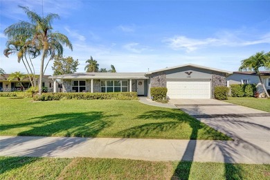 Home For Sale in Pembroke Pines image photo picture