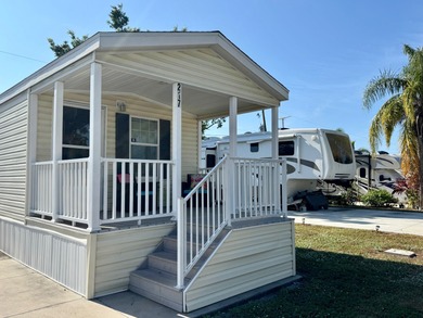 Beach Home For Sale in Bradenton, Florida