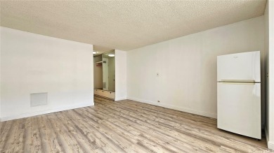 Beach Condo For Sale in Honolulu, Hawaii