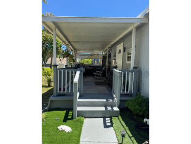 Beach Home For Sale in Palm Beach Gardens, Florida