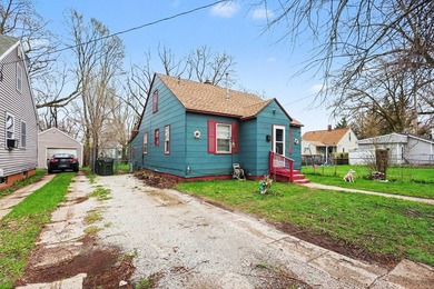 Beach Home For Sale in Muskegon, Michigan