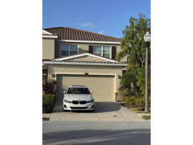 Beach Townhome/Townhouse Sale Pending in St. Petersburg, Florida