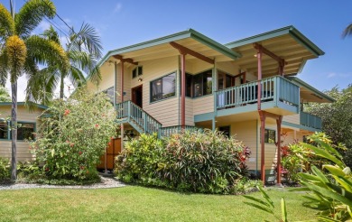 Beach Home For Sale in Captain Cook, Hawaii