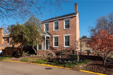 Beach Home For Sale in Norfolk, Virginia