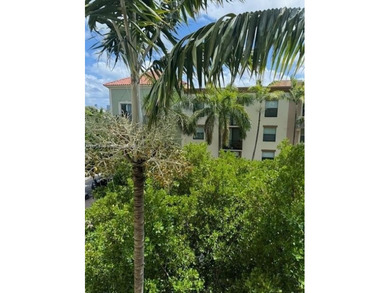 Beach Condo For Sale in Hollywood, Florida
