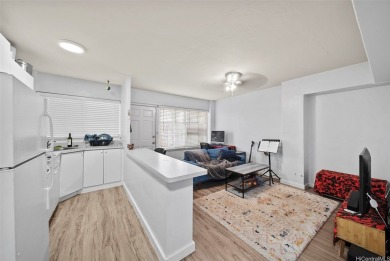 Beach Condo For Sale in Honolulu, Hawaii