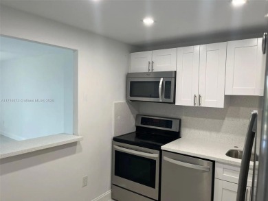 Beach Condo For Sale in North Miami Beach, Florida