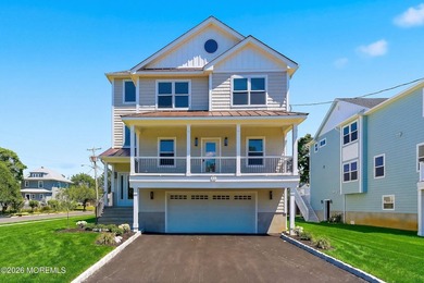 Beach Home For Sale in Atlantic Highlands, New Jersey