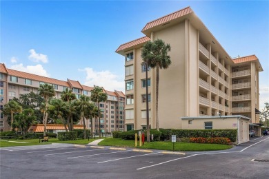 Beach Condo For Sale in Dunedin, Florida