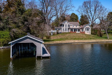 Beach Home For Sale in Irvington, Virginia