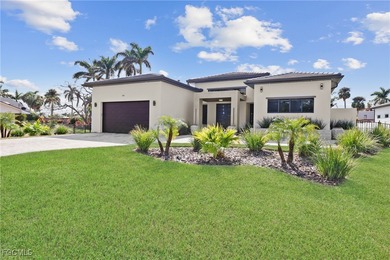 Beach Home For Sale in Fort Myers, Florida