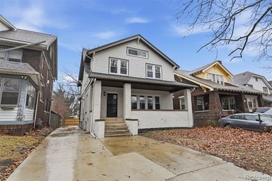 Beach Home Active Under Contract in Detroit, Michigan
