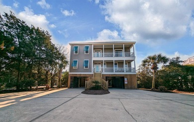 Beach Home For Sale in Pawleys Island, South Carolina