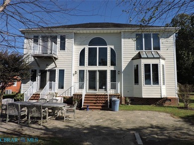 Beach Home For Sale in Gloucester, Virginia