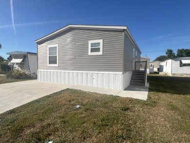 Beach Home For Sale in St. Petersburg, Florida