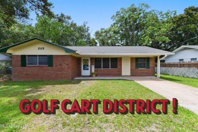 Beach Home For Sale in Ocean Springs, Mississippi