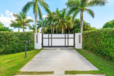 Beach Home For Sale in Jupiter, Florida