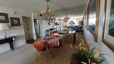 Beach Condo For Sale in Lauderhill, Florida