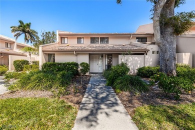 Beach Townhome/Townhouse For Sale in Fort Myers, Florida